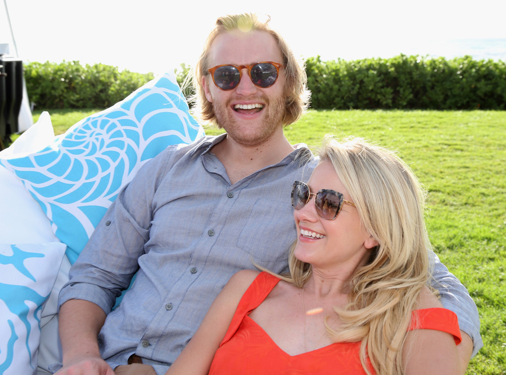 Wyatt Russell Finds Love On Set Just Like His Famous Parents Did E Online Ca